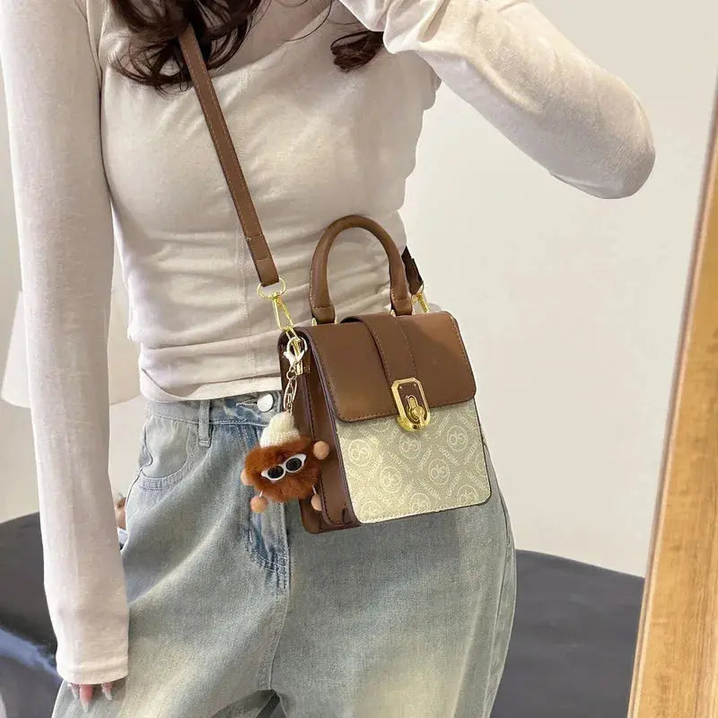 2024 New French Niche Texture Crossbody Light Luxury High-End Box For Women's One Shoulder Small Square Bag top-handle bags Streetsharks