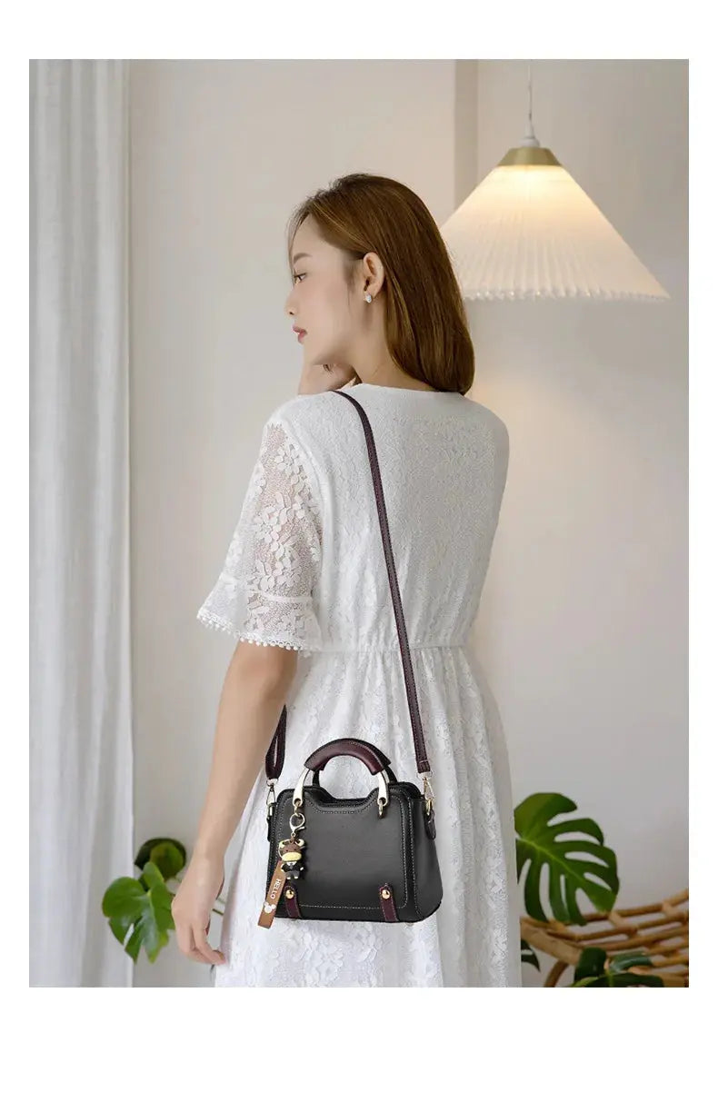 2024 New Handheld Small Square Bag Fashionable Girl One Shoulder Small Bag Women's Crossbody Bag Luxury Handbags Сумка Женская Streetsharks