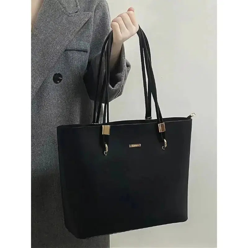 Black PU Tote Bag 2024 New Women's High Capacity Minimalist Zipper Shoulder Bag Classic Fashion Classroom Commuter Handbag Tide Streetsharks