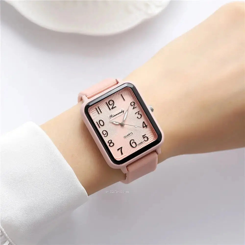 Fashion Lady Hot Sales Brands Watches Leisure Rectangle Digital Simple Women Quartz Watch Sports Silicone Strap Ladies Clock Streetsharks