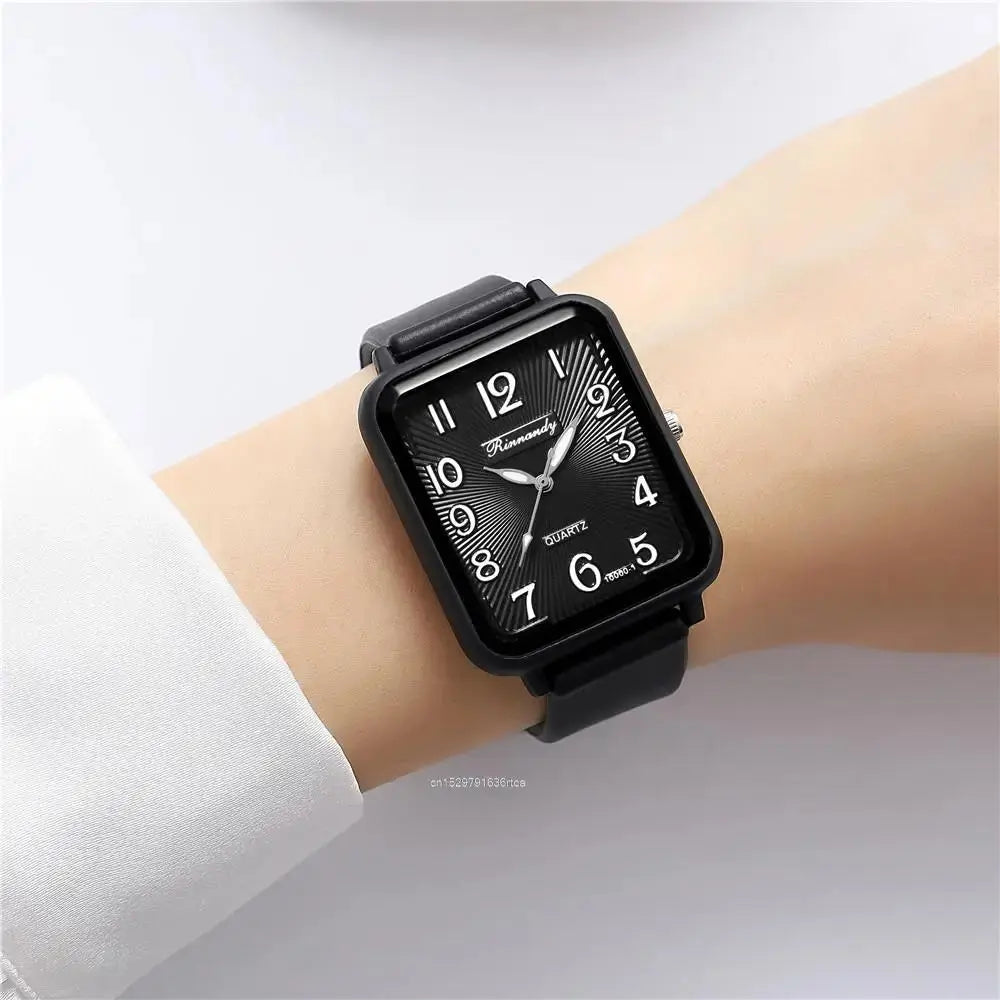 Fashion Lady Hot Sales Brands Watches Leisure Rectangle Digital Simple Women Quartz Watch Sports Silicone Strap Ladies Clock Streetsharks