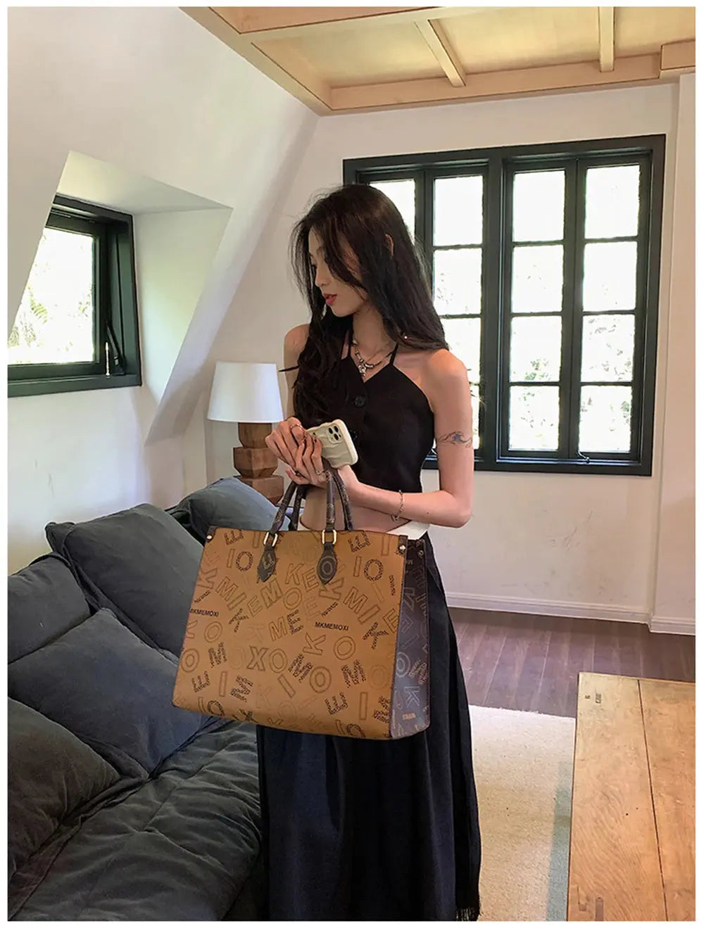 Female 2023 Cross border New Fashion Atmosphere Large Capacity Old Flower Tote Handbag Commuter Women's Bag Streetsharks