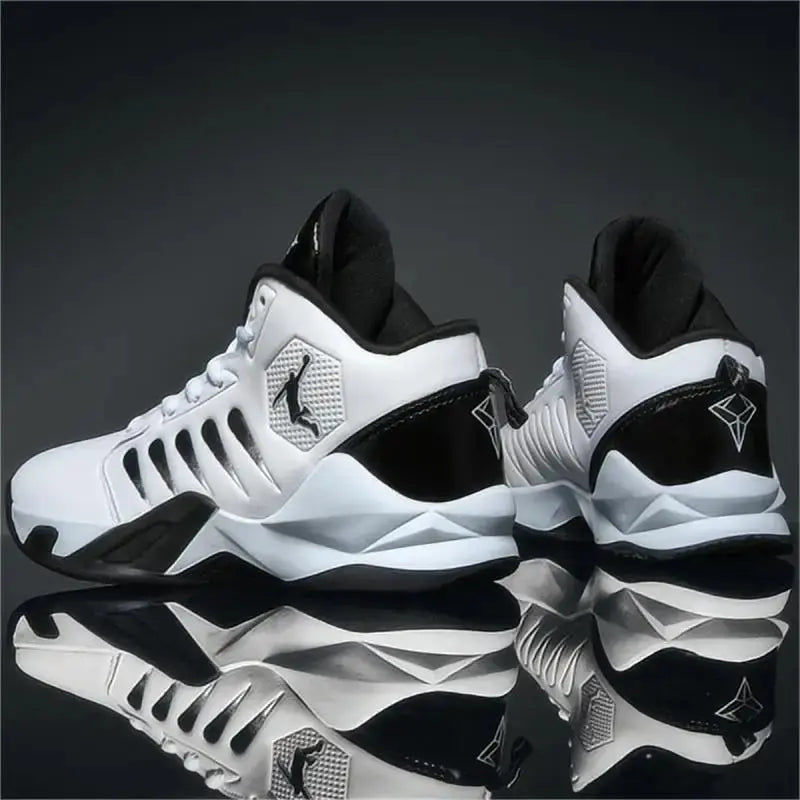 Man sneaker	 white men's sports Training Basketball Shoes Breathable Gym Training Basketball Child sneakers zapatillas de hombre Streetsharks