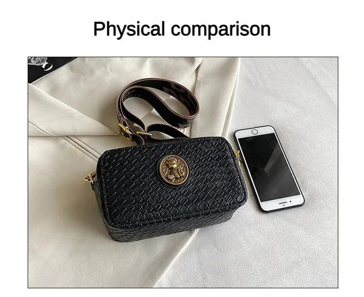 New 2024  European and American minimalist texture women's luxury  bag, fashionable large capacity crossbody bag, camera small square bag Streetsharks