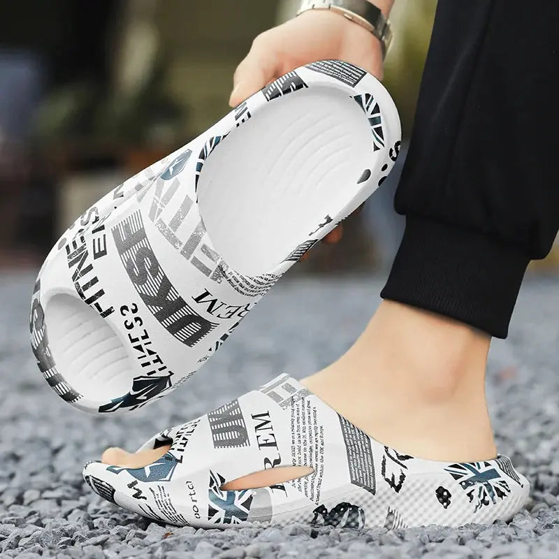 New 2024 Summer Thick Bottom Patchwork Fashion Sandals Men Casual Beach Shoes Hollow-Out Garden Clogs Outdoor Slippers Streetsharks