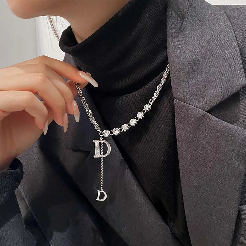 2024 New Luxury Zircon Letter D Pendant Necklace for Women Girls Sparkling Rhinestone Tassel Sweater Chain Necklace Jewelry Gift