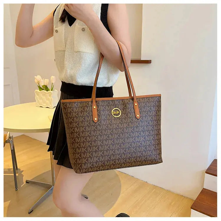 Women's Luxury Handbag 2024 New Fashion Letter Printed Tote Bag Versatile Large Capacity One Shoulder Diagonal Straddle Bag Streetsharks