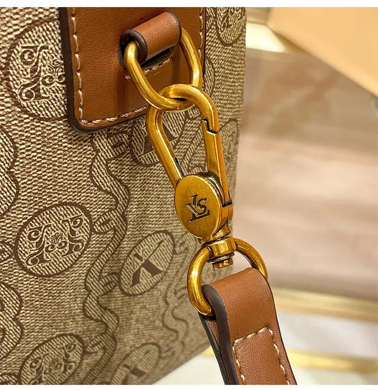 Women's handbag light luxury brand handbag new 2024 high-end leather shoulder bag designer retro crossbody bag fashionable Streetsharks